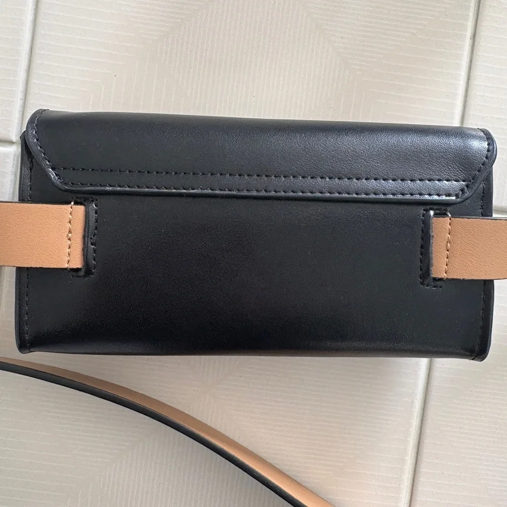 Kate Spade New York Black Leather Belt Bag - Picture 8 of 9